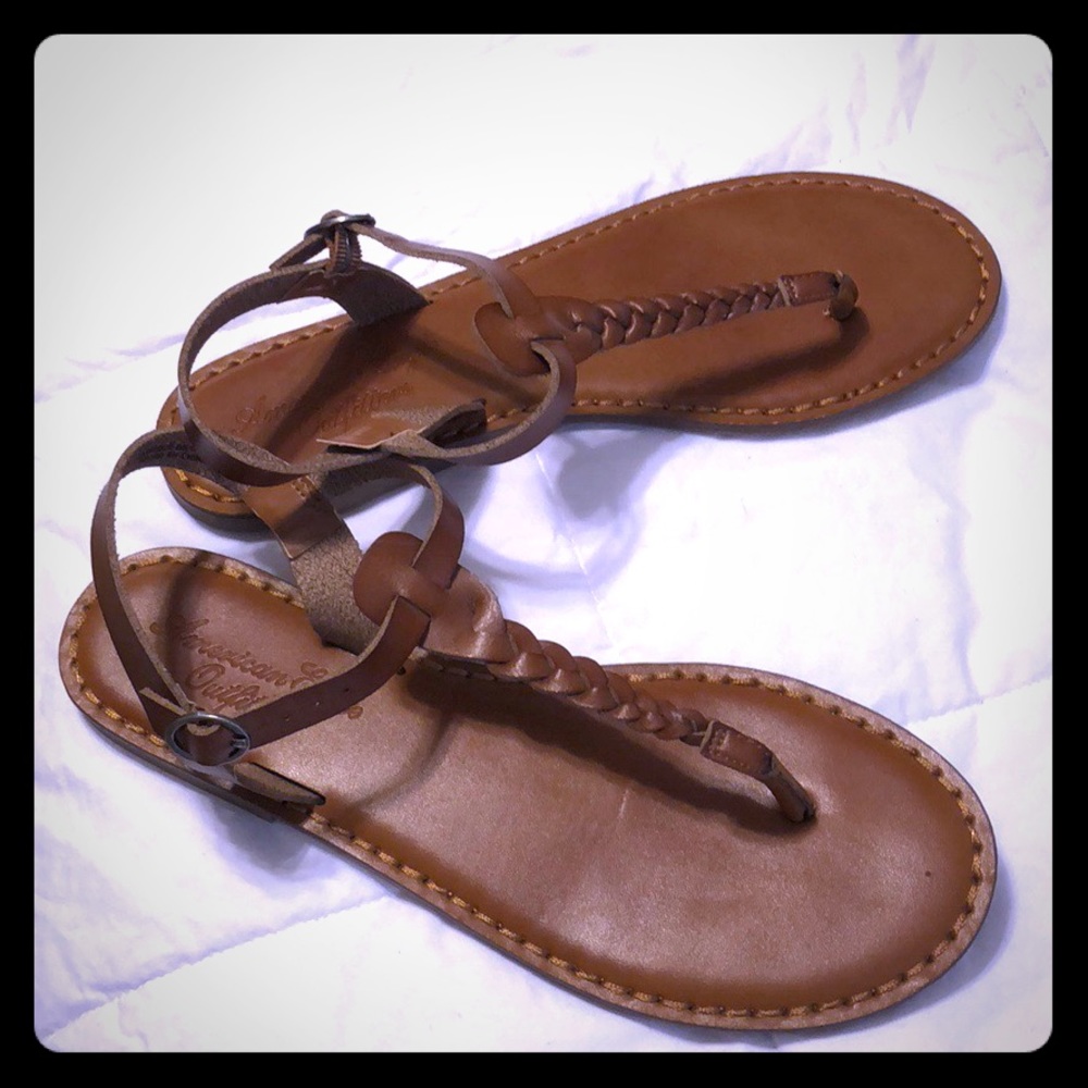 American Eagle 🦅 brown strap sandals 👡